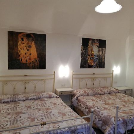 מונטאלטו די קסטרו B&B Camere Montalto Centro מראה חיצוני תמונה